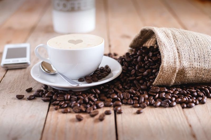 Як обрати каву в зернах: поради для поціновувачів смачної кави