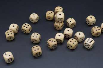 ігрових кубиків